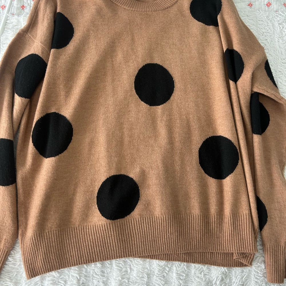 Nordstrom: Ttahari polka dot sweater